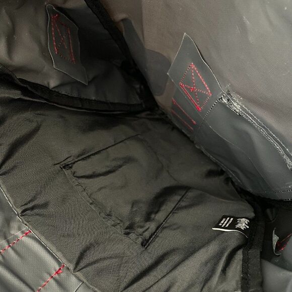 Harry Potter Gryffindor Messenger Bag In Gray and Red One Size - Picture 6 of 7